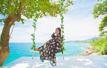 普吉巨石海滩秋千