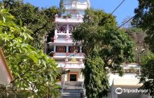 Gufa Mandir