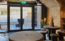 Carrot Tower | ほけんの窓口三...