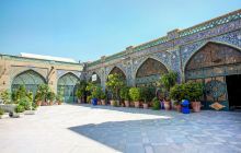 伊玛目霍梅尼清真寺