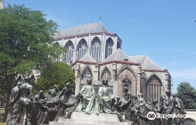 Monumento Hermanos Van Eyck