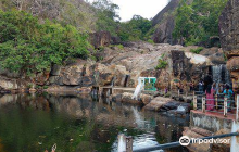 Manimuthar Waterfalls