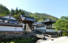 Gakuonji Temple