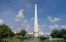 Maha Bandula Road Night Market