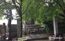 Tomb of Kakusan Asaka Tanpaku
