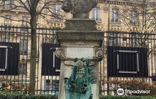 Buste de Theodore de Banville