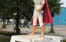 Statue of Gekko Kamen