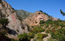 须弥山石窟景区