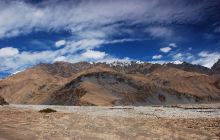 康西瓦烈士陵园