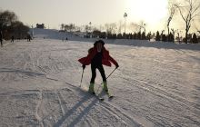 燕塞山滑雪场