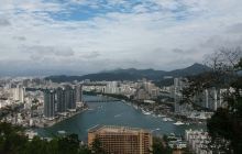 鹿回头村