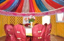 中都草原跑马场