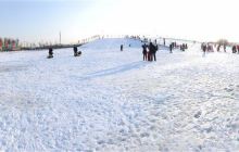 运河湾生态滑雪场