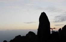 独秀峰