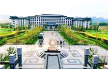 华中.白石山温泉度假区