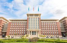 吉林大学-鼎新楼