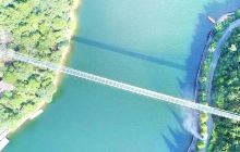 石燕湖天空玻璃廊桥