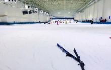 天鹅堡室内滑雪场