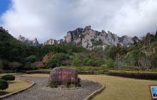 夫妻峰广场
