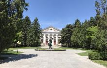 俄罗斯艺术展览馆