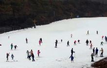 朝阳滑雪场