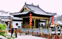 秦岭九龙潭瀑布