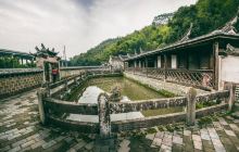 建设镇建爱村图书室